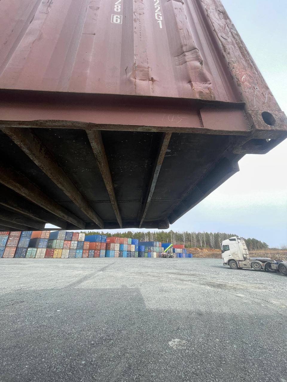 Морской контейнер TGHU1634286